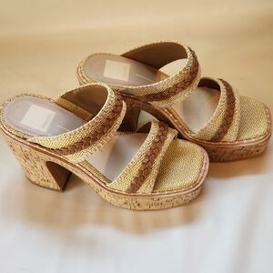 Dolce Vita Whim Heel Camel Womens Shoes Size 7.5 Platform Heels